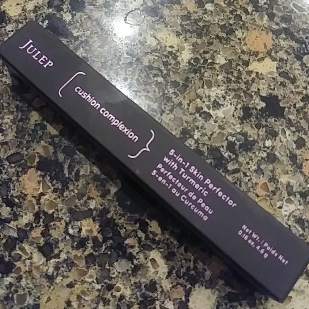 BRAND NEW 💋 Julep cushion complexion concealer